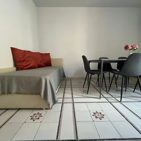 Dimora Vico Storella 4* Лечче