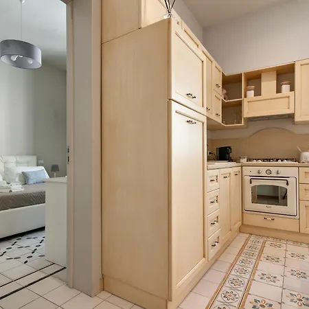 Dimora Vico Storella B&B 4*