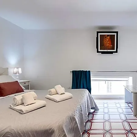 Dimora Vico Storella B&B 4*