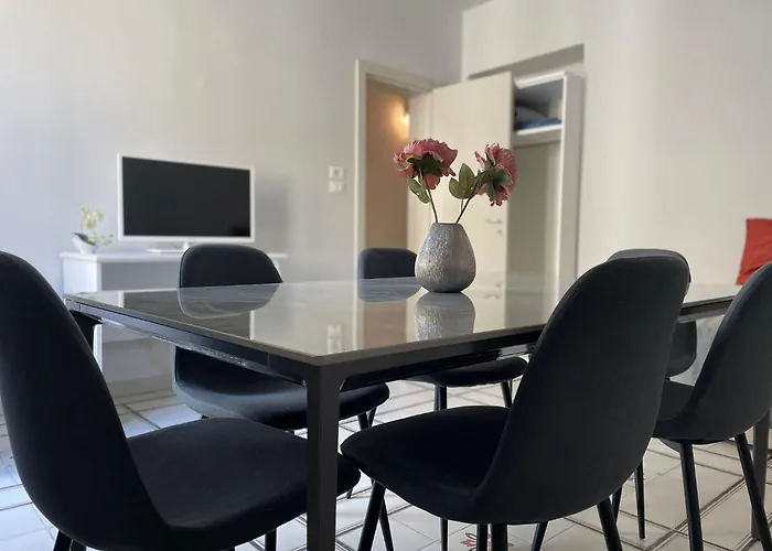 Dimora Vico Storella לינה וארוחת בוקר לצ'ה