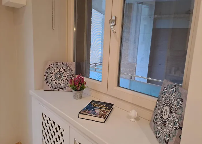 לינה וארוחת בוקר Dimora Vico Storella לצ'ה